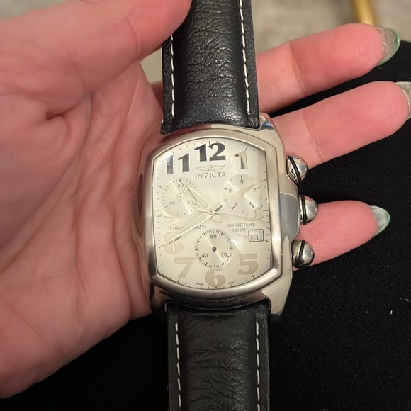 Invicta - Picture 2 of 7